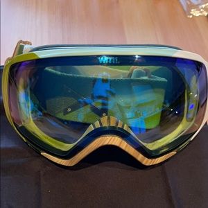 Women’s Anon M1 Goggles - comes with goggle bag